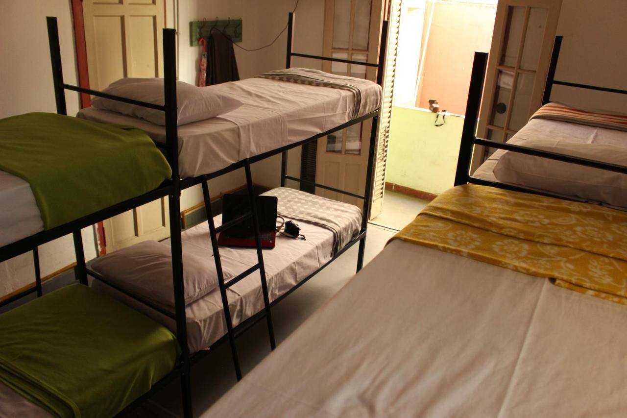 Casa Artigas Hostel Córdoba Kültér fotó